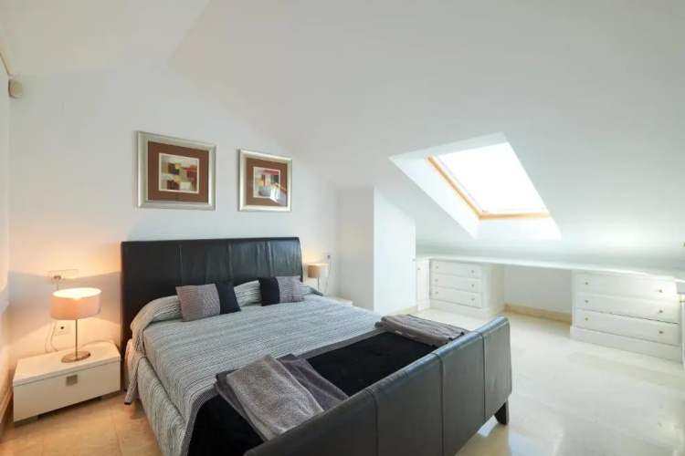 4 Bedroom Apartment in Noray, San Pedro Beach