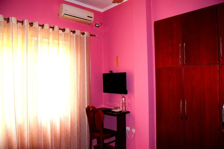 VILA LILI Guest House - Berat