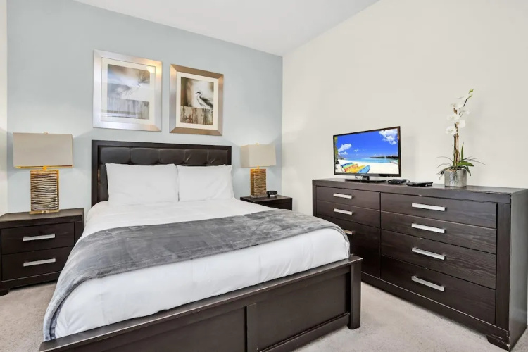 2027 MD - Windsor Westside Tranquil Haven