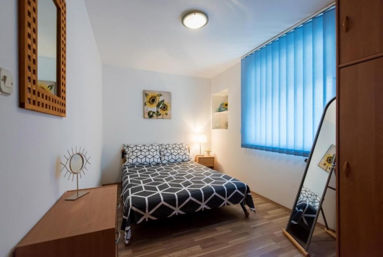 2 Bedrooms Apartment with view