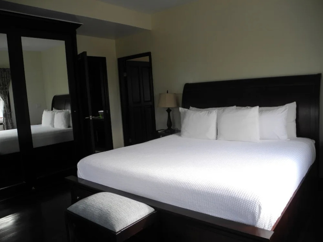 Robert's Grove Beach Resort