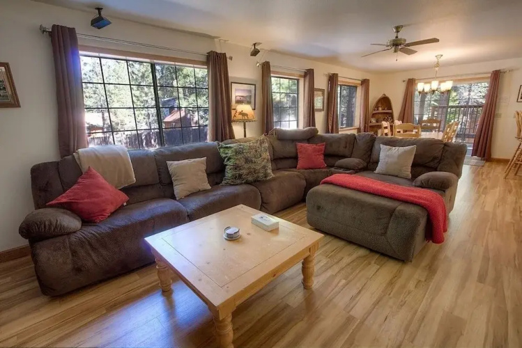 Bear Country 4 Bedroom Home by RedAwning