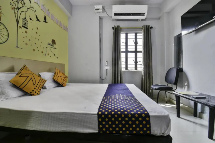Hotel Glad by OYO Rooms