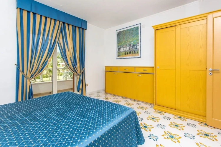 1 Bedroom Apartment with garden view