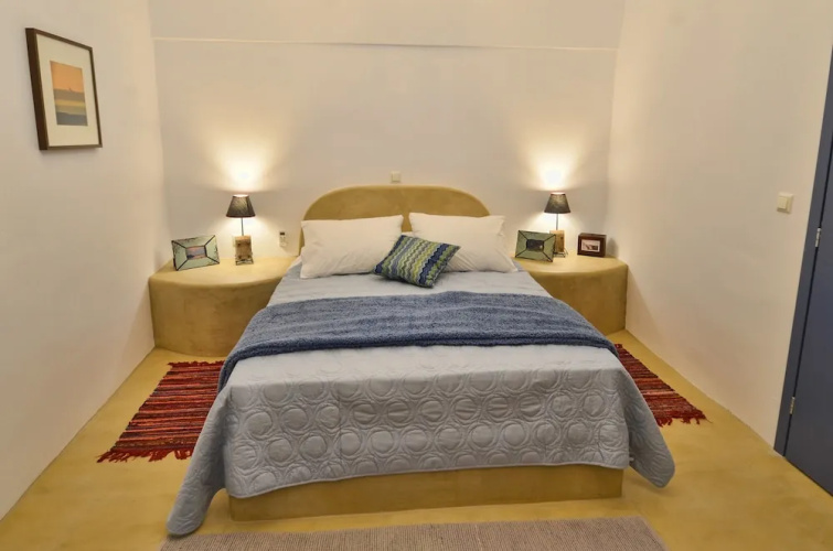 Fira Blue House