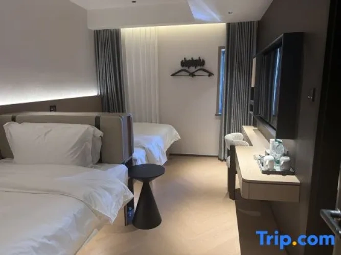 Premium Twin room
