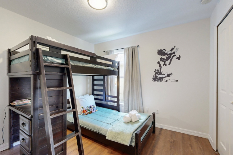 Dog-friendly, Private Pool , Central AC, Full Kitchen, Wifi, Snow-bird Friendly