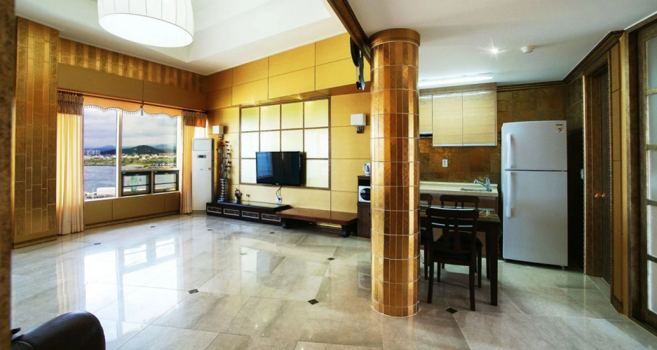 Navis Hostel
