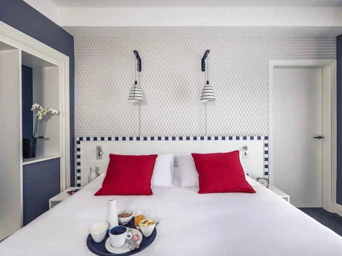 Double Suite