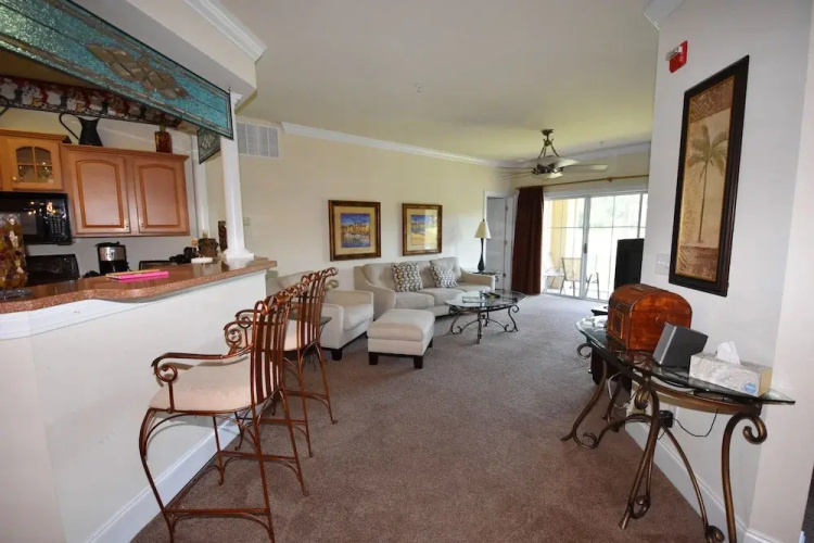 214 Edgewater