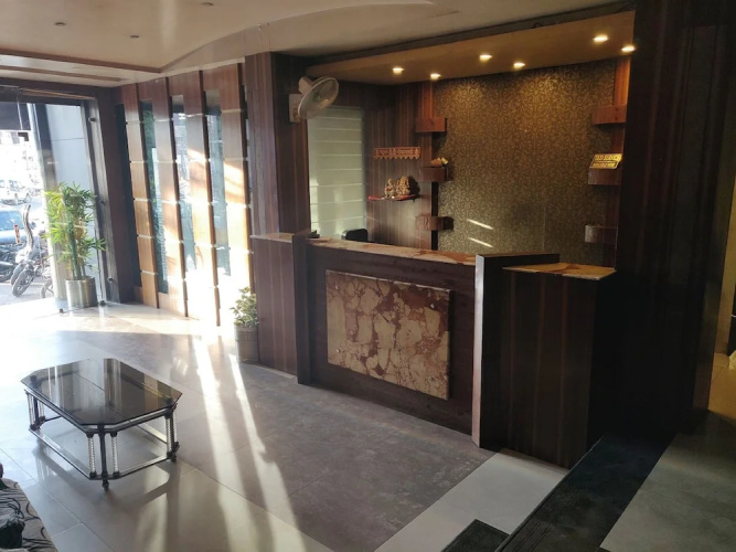 Hotel Rahul