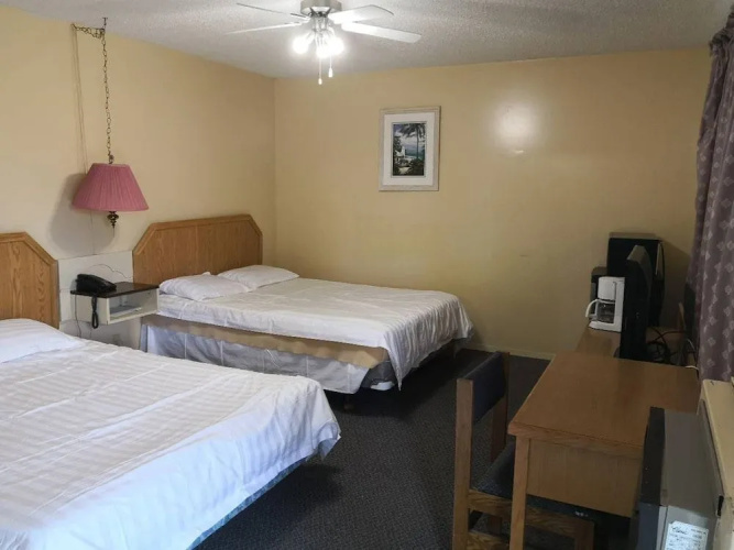 Rainbow Motor Inn