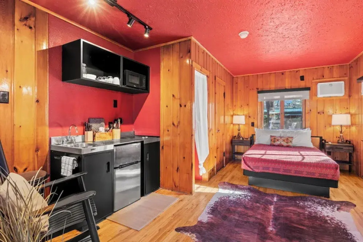 Timber Lodge Cabin 19