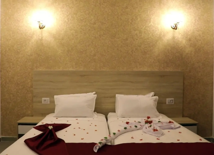 1 Bedroom Standard Double room with city view