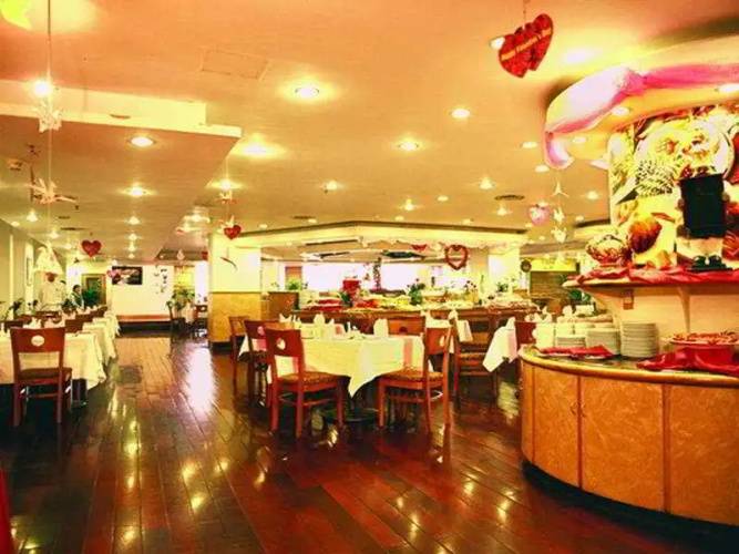 Yinhe Dynasty Hotel