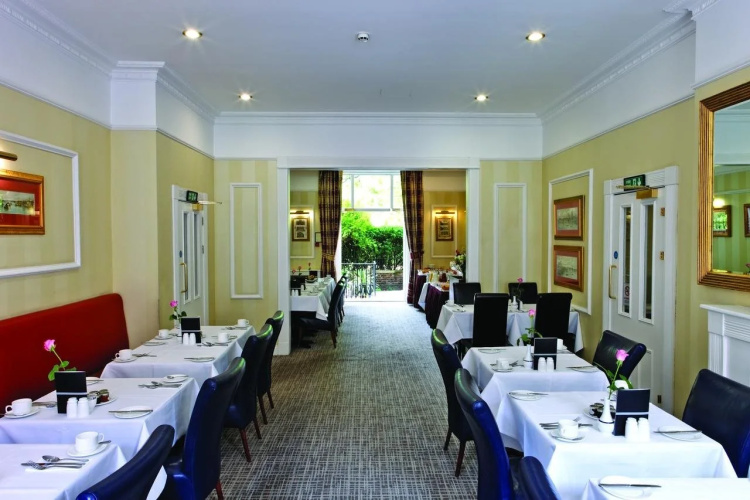 Grange Clarendon