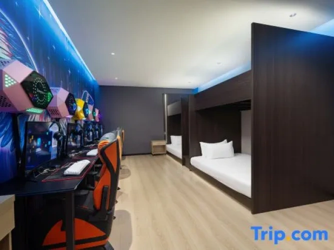Standard Quintuple room