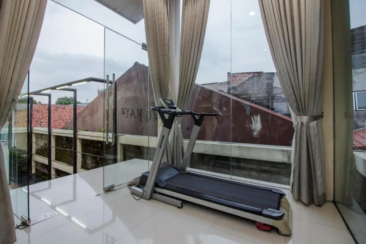 RedDoorz Premium @ Ampera Raya 2