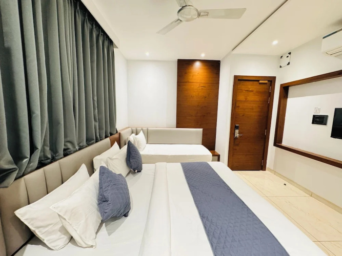 Hotel Rajdev INN