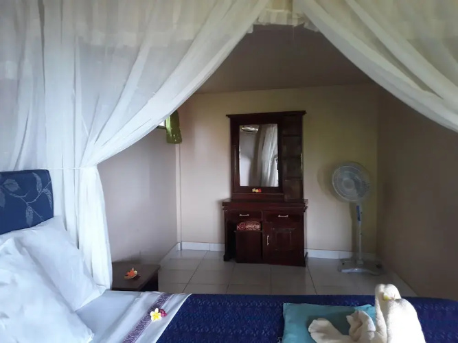 Om Shanti Cottages
