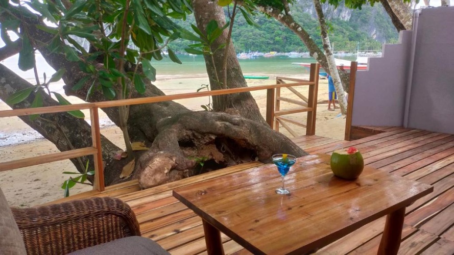 Villa beachfront