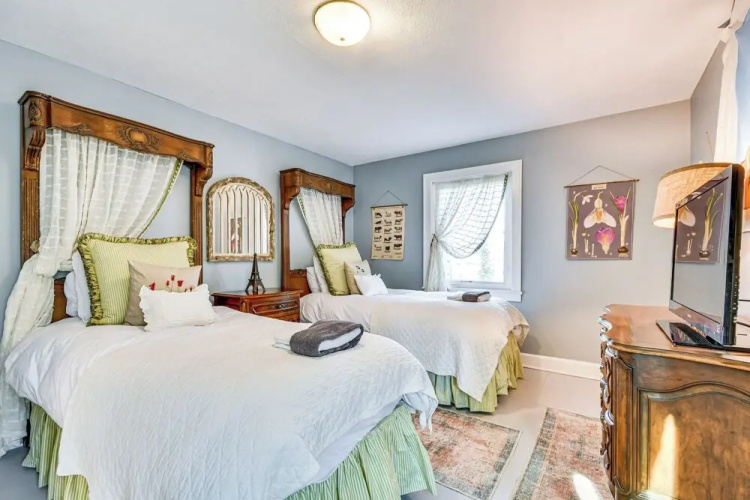 Group Getaway! Lake House w/ Private Dock & Patio