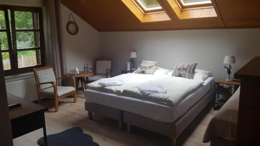 Standard Triple room with garden view
