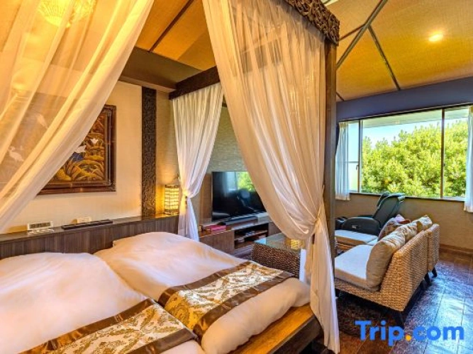Twin Suite with ocean view