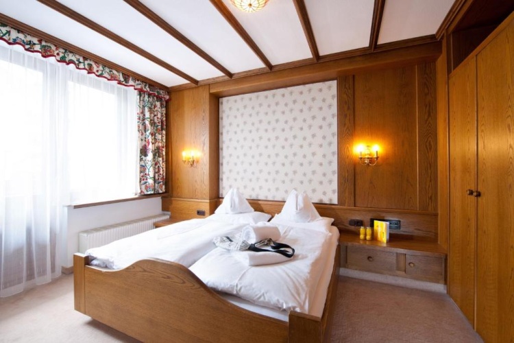 1 Bedroom Suite with balcony