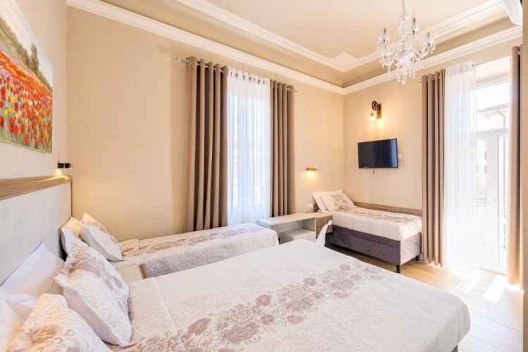 Standard Quadruple room