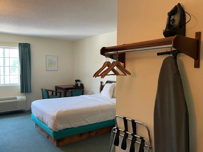 Voyager Inn