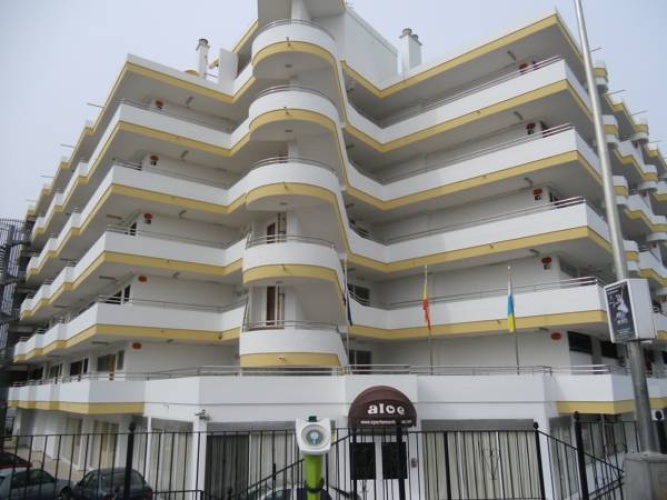 1 Bedroom Twin Apartment