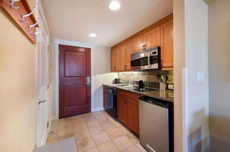 Premium Unit 4650- Fraser Crossing/founders Pointe Condo