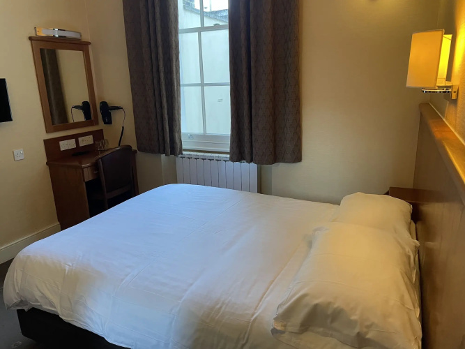 Orchard Hotel