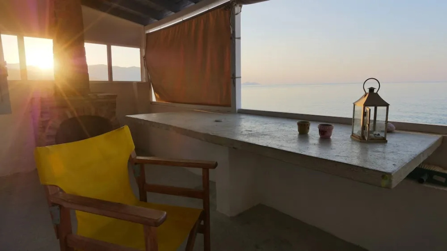 Beach House For Short And Long Term Holidays