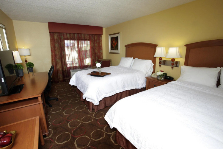 Hampton Inn Tropicana