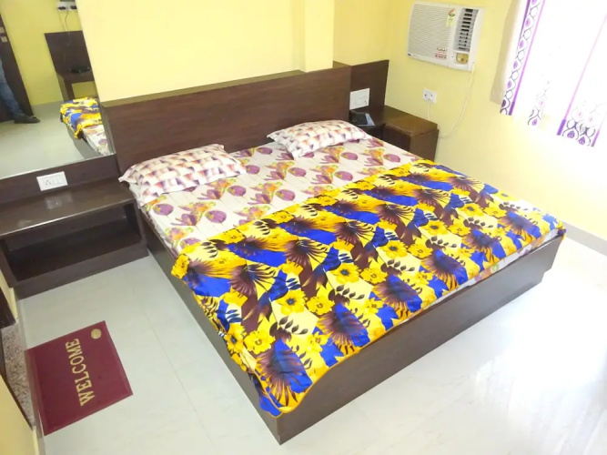 Oyo 28417 Hotel Gopi Vallabh