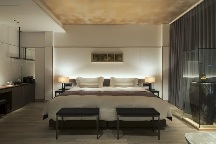 Executive room