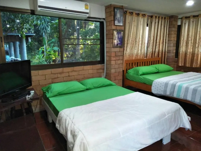 Standard Family room