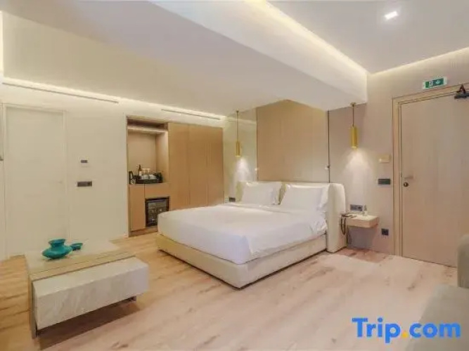 Eternity Athens Hotel