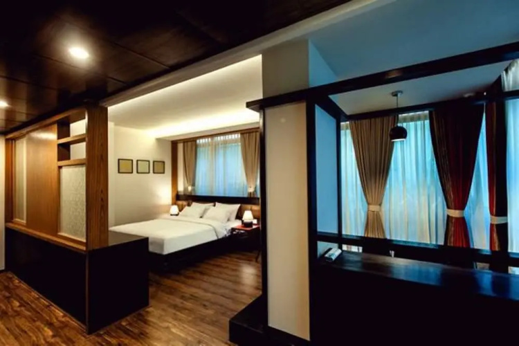 Minla Hotel