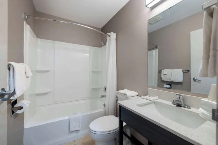 Deluxe Double Suite
