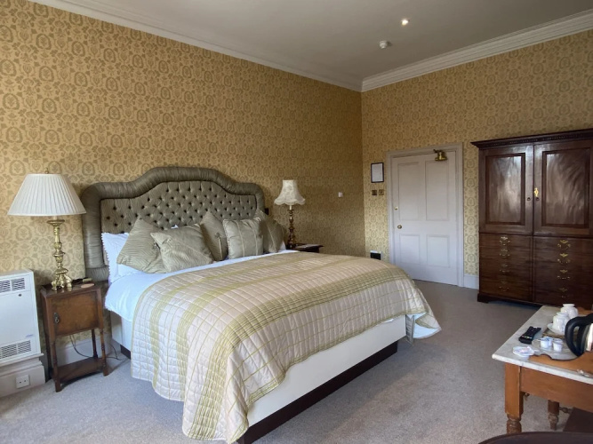 Rossington Hall