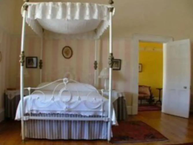 Global Summer Hotel