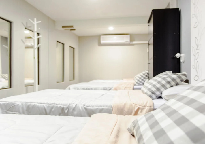 I-Sleep Silom Hostel