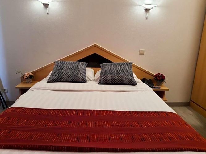 Standard Double room with view