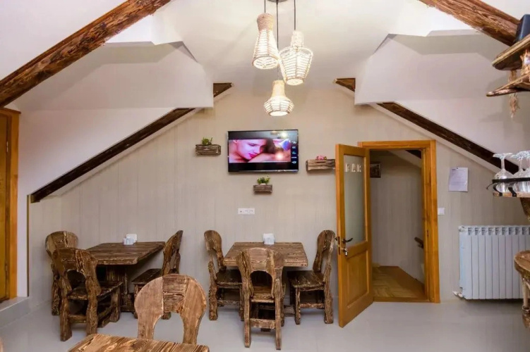 Holiday House
