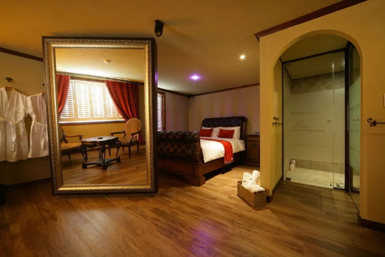 Laguna Motel