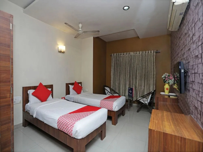 Collection O 655 Hotel Aundh Retreat