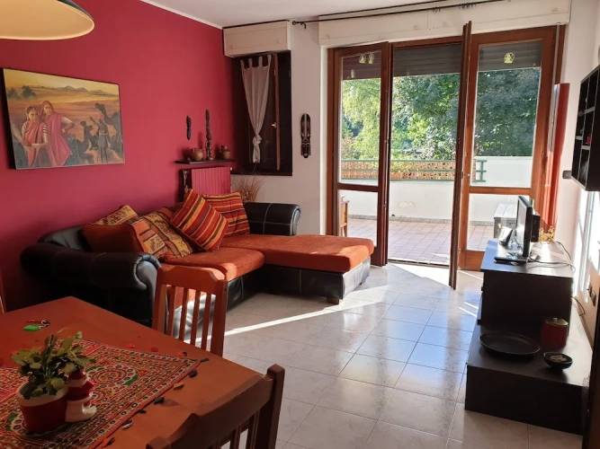 3 Bedrooms Classic Apartment with balcony